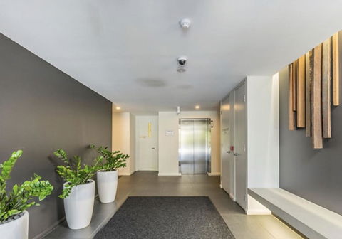 Modern Executive Apt@Barton*1BR*WiFi*Gym*Secure Parking*Canberra - Holiday Great Ocean Road 16