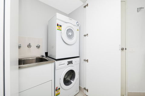 AAC Apartments - Griffin - Holiday Great Ocean Road 10