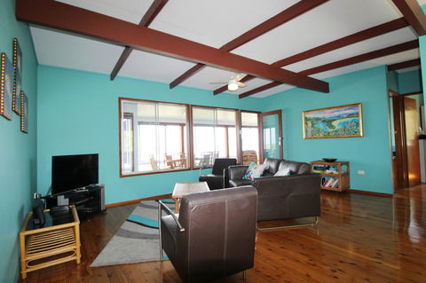 Bally High, 20 Dulconghi Street - Holiday Great Ocean Road 13