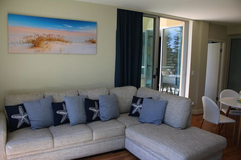 Beachside Luxury Apartments One & Two Bedroom In Beachfront Oaks Pier Building - Holiday Great Ocean Road 12