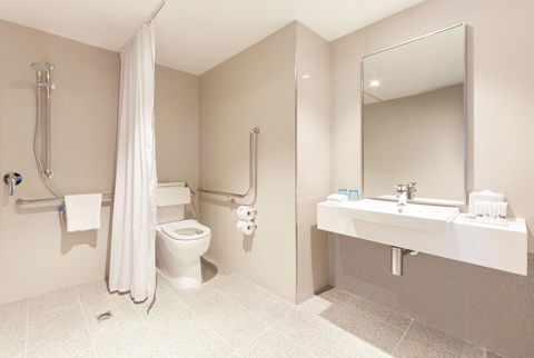 Holiday Inn Express Adelaide City Centre, An IHG Hotel - Holiday Great Ocean Road 10