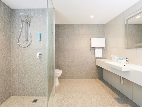 Holiday Inn Express Adelaide City Centre, An IHG Hotel - Holiday Great Ocean Road 13