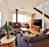 Hudson Bay  Basin View-Pet Friendly-15 Mins to Hyams Beach - Holiday Great Ocean Road