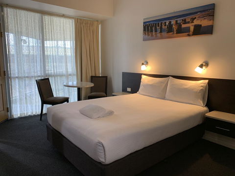 Hilton Beachfront Motel - Holiday Great Ocean Road 1
