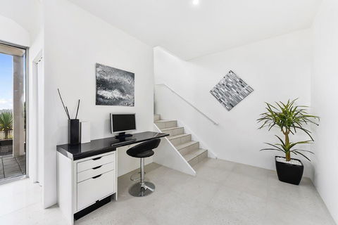 KENNEDY EXECUTIVE TOWNHOUSE - Holiday Great Ocean Road 8