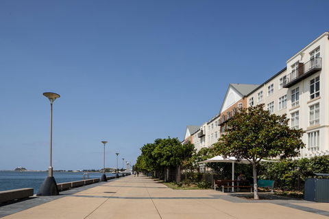 Rydges Newcastle - Holiday Great Ocean Road 4