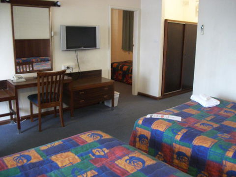 HotelMOTEL Adelaide - Holiday Great Ocean Road 6