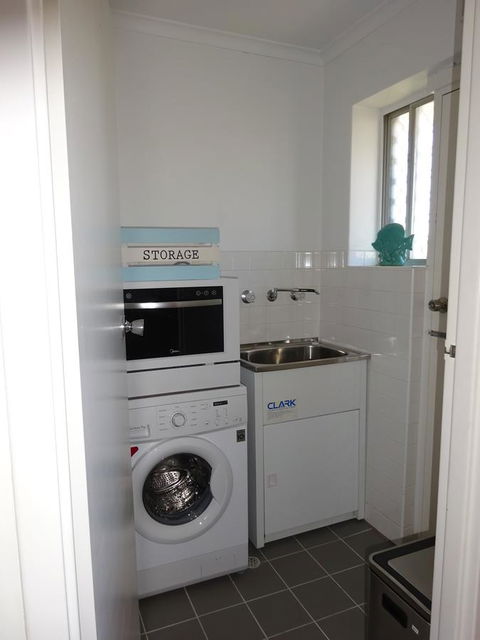 Aurora Holiday Apartment @West Beach - Holiday Great Ocean Road 24