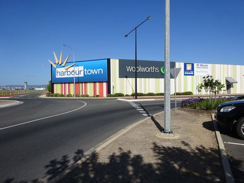 Aurora Holiday Apartment @West Beach - Holiday Great Ocean Road 26