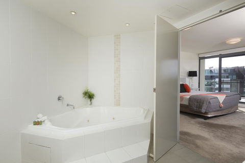 Sevan Apartments Forster - Holiday Great Ocean Road 12