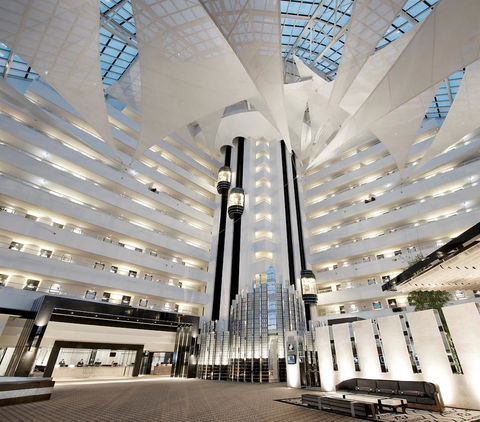 Crown Metropol Perth - Holiday Great Ocean Road 2