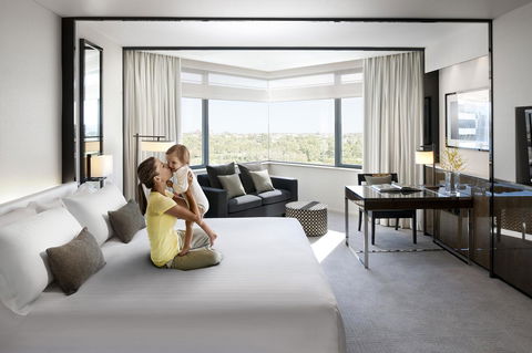 Crown Metropol Perth - Holiday Great Ocean Road 12