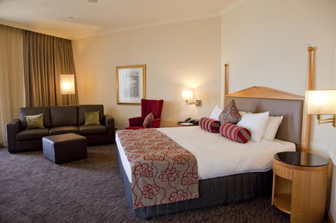 Duxton Hotel Perth - Holiday Great Ocean Road 40