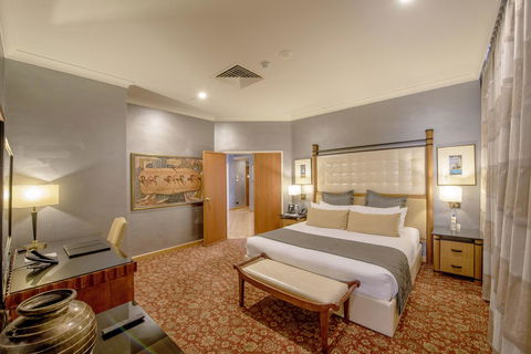 Duxton Hotel Perth - Holiday Great Ocean Road 17