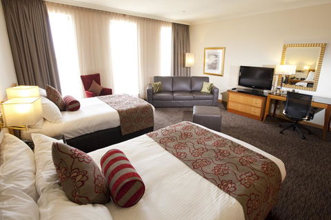 Duxton Hotel Perth - Holiday Great Ocean Road 36