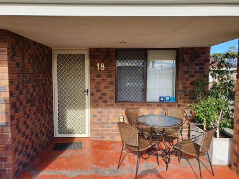 Ocean Beach Chalet 18 - Holiday Great Ocean Road 14