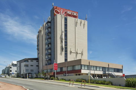 Metro Hotel Perth - Holiday Great Ocean Road 5