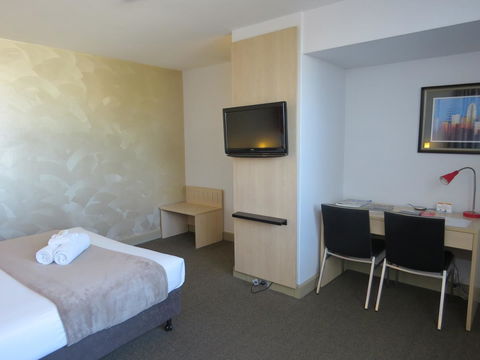 Metro Hotel Perth - Holiday Great Ocean Road 42