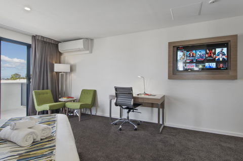 Metro Hotel Perth - Holiday Great Ocean Road 8