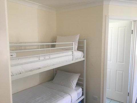 Junee Motor Inn - Holiday Great Ocean Road 23