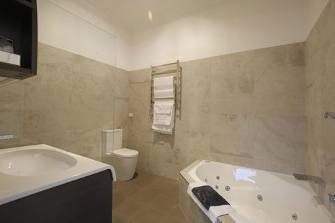 Romanz In The Valley (Luxury B&B) - Holiday Great Ocean Road 4