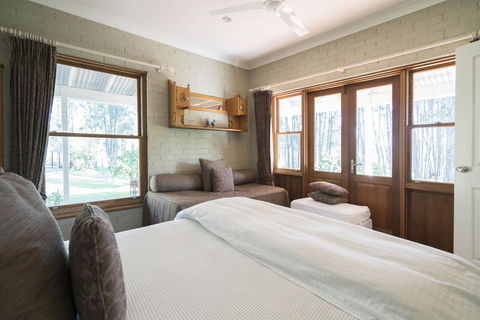Thistle Hill Guesthouse - Walk To Many Wineries And Restaurants - Holiday Great Ocean Road 37