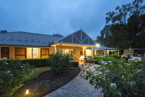 Thistle Hill Guesthouse - Walk To Many Wineries And Restaurants - Holiday Great Ocean Road 0