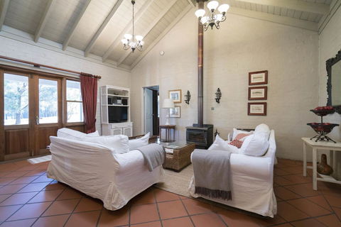 Thistle Hill Guesthouse - Walk To Many Wineries And Restaurants - Holiday Great Ocean Road 31