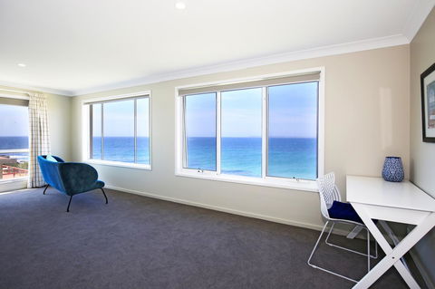 Neptune I Absolute Beachfront I Stunning Views - Holiday Great Ocean Road 12