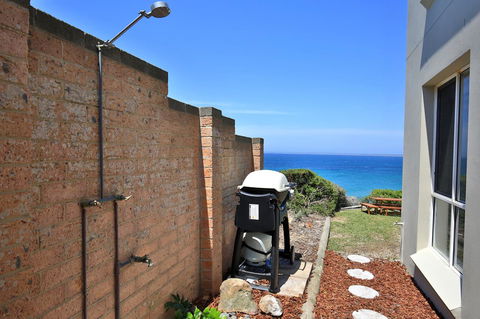 Neptune I Absolute Beachfront I Stunning Views - Holiday Great Ocean Road 27