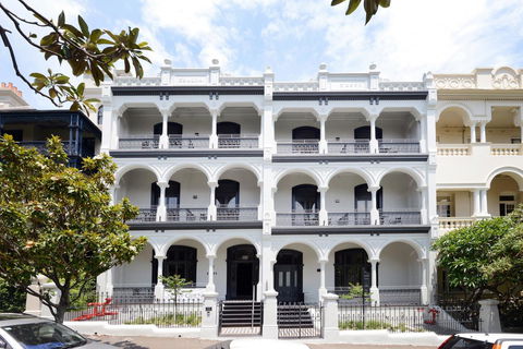 Hotel Challis Potts Point - Holiday Great Ocean Road 0