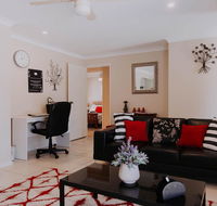 Central Wagga Self Catering Apartment - Holiday Great Ocean Road