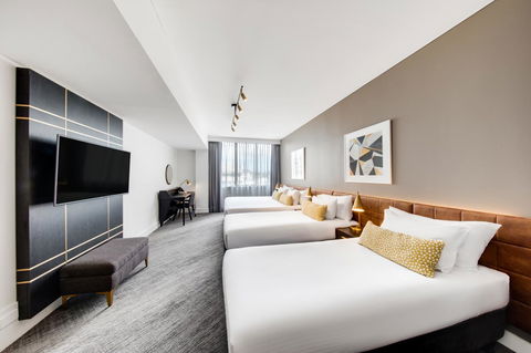 Vibe Hotel Sydney - Holiday Great Ocean Road 18