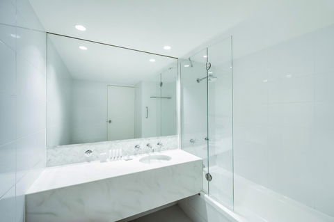Vibe Hotel Sydney - Holiday Great Ocean Road 16