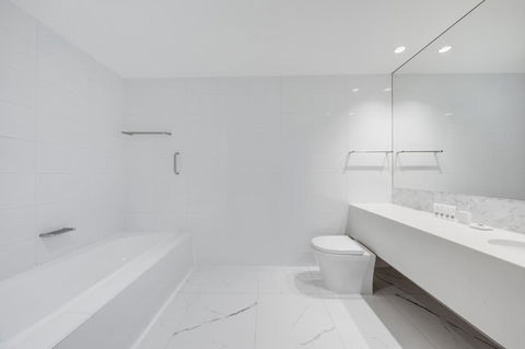 Vibe Hotel Sydney - Holiday Great Ocean Road 14