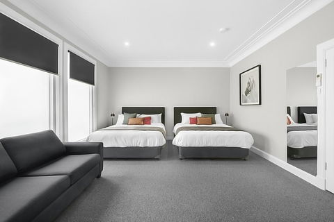 Horse And Jockey Hotel Homebush - Holiday Great Ocean Road 1
