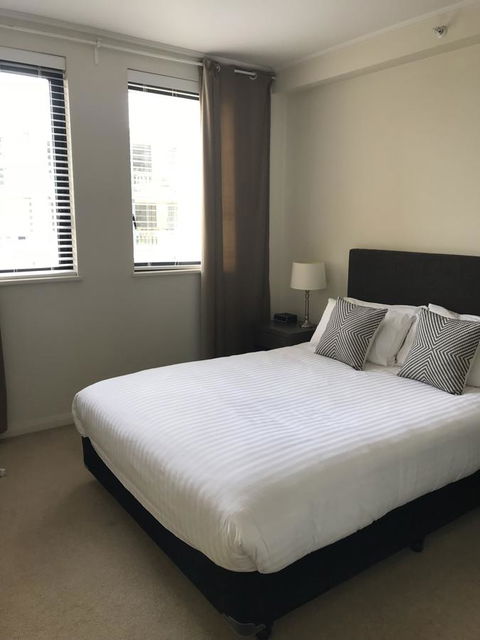 Wyndel Apartments - Apex North Sydney - Holiday Great Ocean Road 13