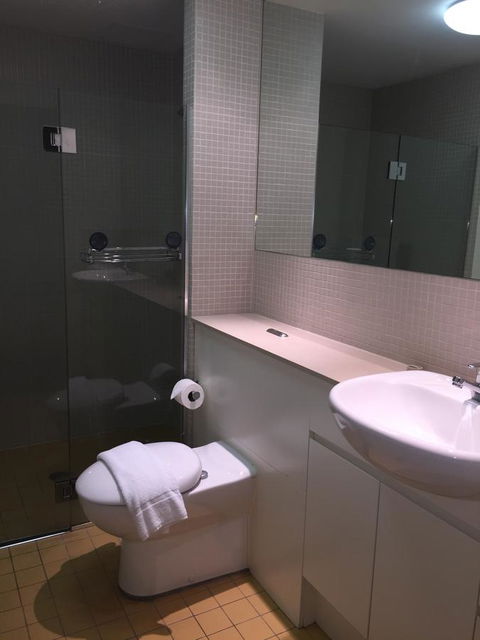 Wyndel Apartments - Apex North Sydney - Holiday Great Ocean Road 17