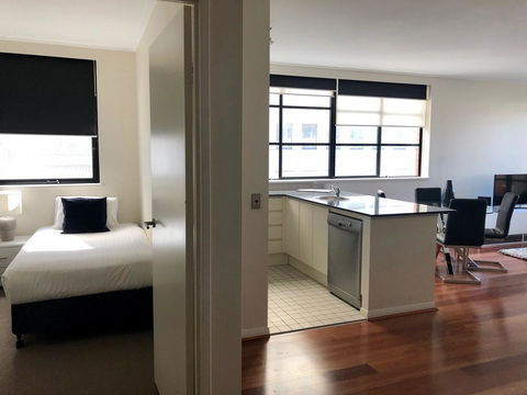 Wyndel Apartments - Apex North Sydney - Holiday Great Ocean Road 7