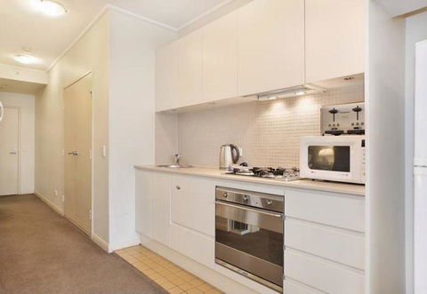 Wyndel Apartments - Apex North Sydney - Holiday Great Ocean Road 12