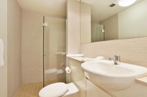 Wyndel Apartments - Apex North Sydney - Holiday Great Ocean Road 16