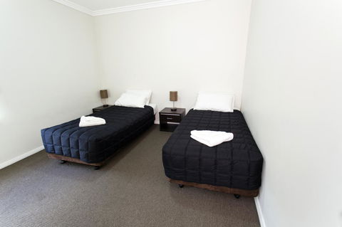 Bluegum Apartments Newcastle - Holiday Great Ocean Road 11