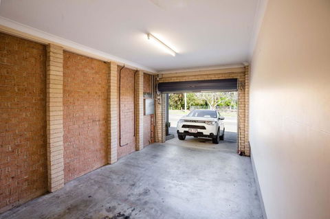 Bluegum Apartments Newcastle - Holiday Great Ocean Road 14