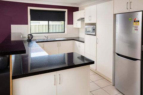 Bluegum Apartments Newcastle - Holiday Great Ocean Road 15