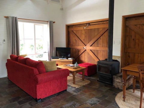 Arcadia - The Barn Cottage & Rosehill Cottage - Holiday Great Ocean Road 10