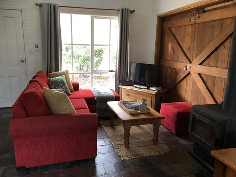 Arcadia - The Barn Cottage & Rosehill Cottage - Holiday Great Ocean Road 8