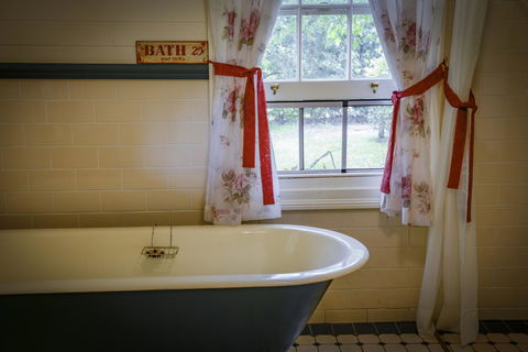 Arcadia - The Barn Cottage & Rosehill Cottage - Holiday Great Ocean Road 18