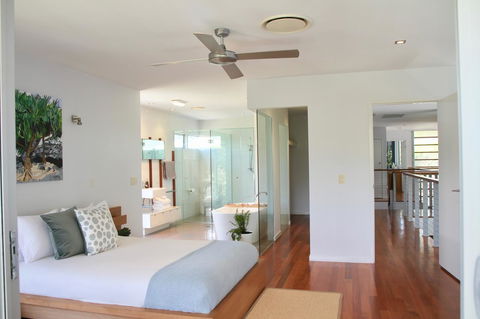 Casuarina Beachfront House - Hostie Properties - Holiday Great Ocean Road 3