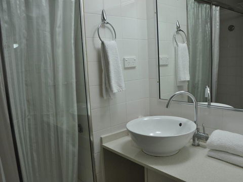 Accommodation Sydney - Hyde Park Plaza 38 College St Sydney - Holiday Great Ocean Road 32