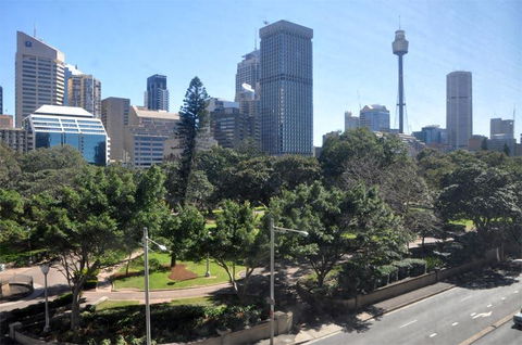 Accommodation Sydney - Hyde Park Plaza 38 College St Sydney - Holiday Great Ocean Road 24